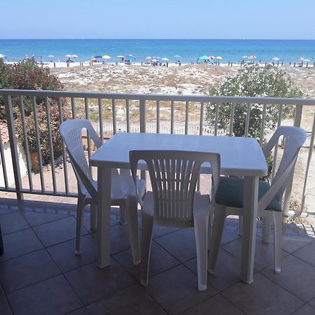 Sulla Spiaggia Ла-Калетта Екстер'єр фото